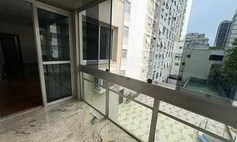 Imagem 3: Espaçoso Quarto e sala com varanda e dep. Completa com 1 vaga IPANEMA