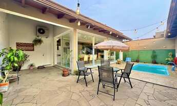 Imagem 6: Casa Térrea, 3 dormitórios, 1 suíte master, pátio com piscina. No bairro bela vista na cid