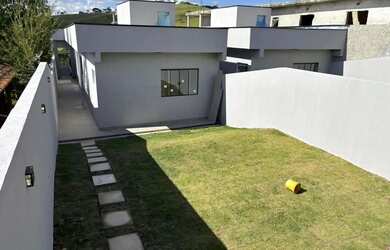Imagem 4: Casa à venda em Piracaia - SP, com 2 dormitórios, 1 suíte e 2 vagas de garagem