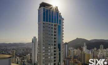 Imagem: Apartamento no edifício Serendipity com