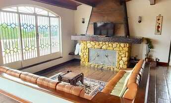 Imagem 4: Imóvel em estilo Colonial