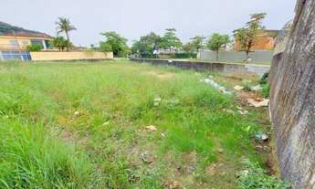 Imagem 3: Terreno de esquina à venda a poucos metros da Estrada do Pernambuco com 500 m² de área de