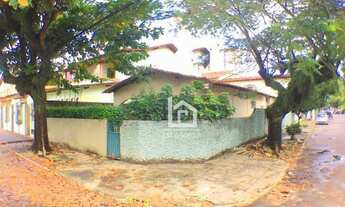 Imagem 3: Oportunidade: Casa de esquina em localização privilegiada da Praia da Costa