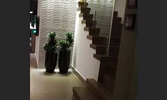 Imagem 3: Casa de condomínio para venda possui 230 metros quadrados com 3 quartos