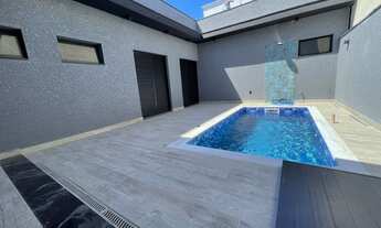 Imagem: Casa de condomínio térrea para venda possui