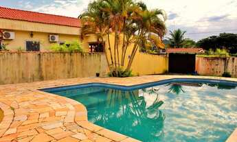 Imagem 3: CASA COM PISCINA A VENDA A 800 M DA PRAIA COM TERRENO DE 720 M²