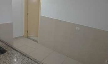 Imagem 3: Apto iluminado, 01 dormitório com sacada, localizado na Rua Ibiúna, 116, px ao shop