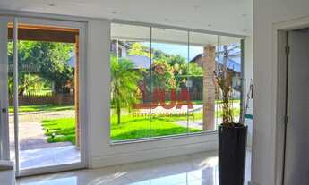 Imagem 4: Casa Mobiliada com 3 Quartos (1 Suíte), Sala, Cozinha, 3 Banheiros, Piscina e Garagem, Loc