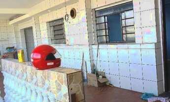 Imagem 4: Casa espaçosa a somente 7 minutos do metrô Vila Sônia