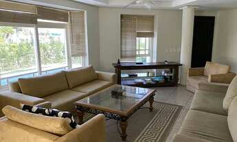 Imagem 5: Casa para aluguel e venda possui 300 metros quadrados com 4 quartos.