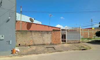 Imagem 2: IMPERDIVEL! Vendo excelente casa localizada na QR 510! Samambaia Sul! Escriturada! Confira