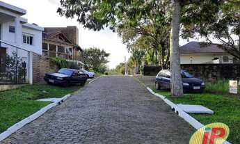 Imagem 5: Terreno em rua tranquila