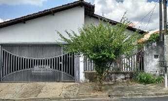 Imagem 2: Casa 3 dorm. / 1 suíte - Res. Itamarati