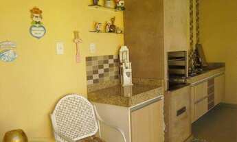 Imagem 5: Casa de condomínio com piscina para venda possui 180M² com 3 quartos