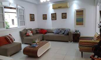 Imagem 3: Belíssima casa linear em condomínio, 3 quartos/ 1 suíte, piscina e churrasqueira