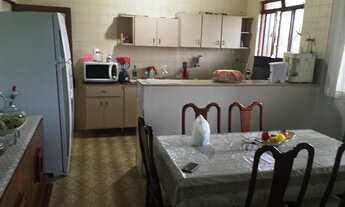 Imagem 3: Casa 4 quartos, 2 banheiros, 2 vagas