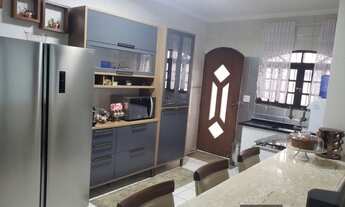 Imagem 6: Sobrado 200m² 2 dormitórios e Churrasqueira R$ 416.000,00