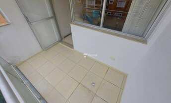 Imagem 2: Espaçoso Apartamento com 03 dormitórios Sendo 01 Suíte na Praia da Enseada!!! Sacada e 01