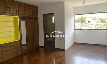 Imagem 7: Sobrado com 4 dormitórios sendo 2 suites , 237 m² - venda por R$ 490.000 ou aluguel por R