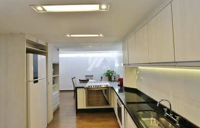 Imagem 4: CURITIBA - Sobrado Padrão - Boa Vista