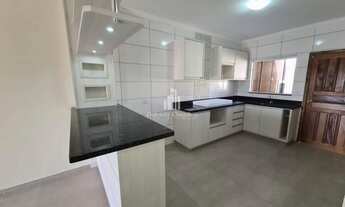 Imagem 3: Casa com 03 dormitórios (01 suíte) á 450 metros da praia