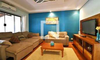 Imagem 2: Casa para Aluguel - Santa Teresinha, 3 Quartos, 300 m2