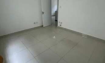 Imagem 6: Oportunidade - Vendo Excelente Apartamento 02 Dormitórios reformado, na Vila Nova em Santo