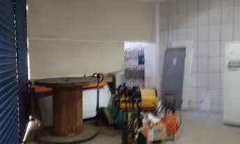 Imagem 4: Alugo salão térreo de um prédio, para deposito ou afins comerciais