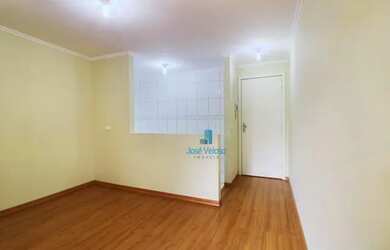 Imagem 3: Apartamento com 3 dormitórios para alugar, 59 m² por R$ 1.290/mês - Portão - Curitiba/PR