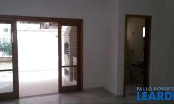 Imagem 7: CASA ASSOBRADADA - CONDOMÍNIO ARUJÁ 5 - SP