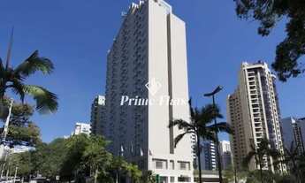 Imagem 2: Flat para locação no Quality Suites Alphaville, com 1 dormitório e 1 vaga