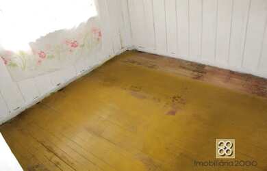 Imagem 4: Casa de Madeira - R General Raul da Cunha Bello, 106 - Pinheirinho - Curitiba - PR