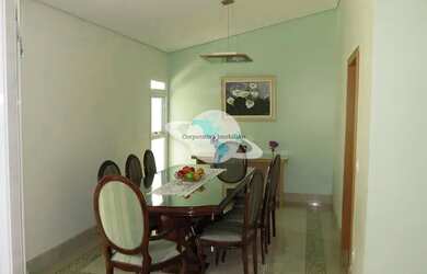 Imagem 3: Sobrado Condomínio Santa Clara 4 Suítes, 2 Escritórios, Espaço Gourmet e Piscina à venda