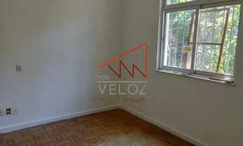 Imagem 2: Casa de vila sobrado para venda com 221 metros quadrados com 4 quartos