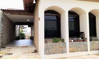 Imagem 3: Térrea para venda possui 320 metros quadrados com 4 quartos em Praia do Futuro I - Fortale