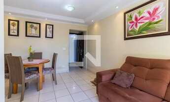 Imagem 2: Apartamento para Aluguel - Itaquera, 3 Quartos, 70 m2