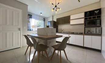 Imagem 3: Sobrado mobiliado com 2 suítes e 100m2 no Rio Vermelho