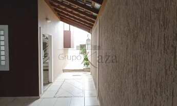 Imagem 2: Apartamento para aluguel tem 250 metros quadrados com 3 quartos