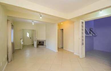 Imagem 7: Casa com 3 dormitórios para alugar, 160 m² por R$ 3.735,74/mês - Centro - Pelotas/RS