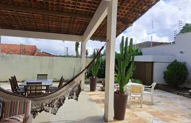 Imagem 4: Casa para aluguel e venda no Recanto dos vinhais com 3 suítes / Piscina privativa