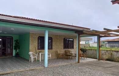 Imagem 2: Venha viver mais e melhor! Casa de alvenaria no Centro em Balneário Barra do Sul!!!