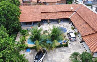 Imagem 2: Casa a venda no Bairro Gurupi com estrutura de chácara, 05 suítes, terreno com 2.500m² arb