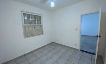 Imagem 5: Apartamento à venda, 2 quartos, 2 banheiros. Boqueirão, Santos-SP. Próximo à rota de freta