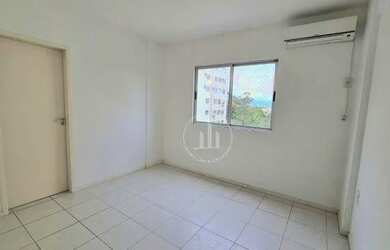 Imagem 6: Apartamento com 2 dormitórios à venda, 61 m² por R$ 299.000,00 - Ponta de Baixo - São José