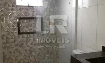 Imagem 7: Casa independente, ampla e arejada, construída em centro de terreno, excelente localização