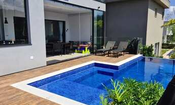 Imagem: Espetacular mansão na Vila Solaia