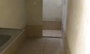 Imagem 5: Alugo casa de 2 quartos no Dias Macedo perto do Atacadão