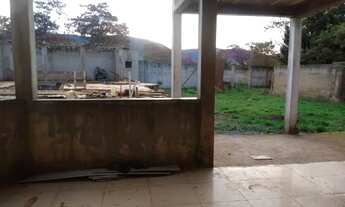 Imagem 2: Casa no Bairro de Agua limpa, em frente a lagoa, 3 quartos, salas amplas, linda construção