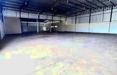 Imagem 2: Galpão espaçoso na saída pra Cuiabá