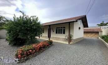 Imagem 2: Casa com 85,00m² contendo dois dormitórios + edícula com 50,87m² contendo 1 quarto edifica